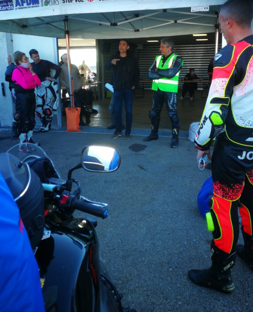 Journée FFMC sur le circuit de Lédenon 8 WhatsApp Image 2021 09 22 at 11.23.34 1