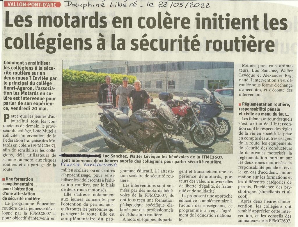 ERJ au collège Henri AGERON de Vallon Pont d'Arc 3 2022 05 22 Dauphine Libere