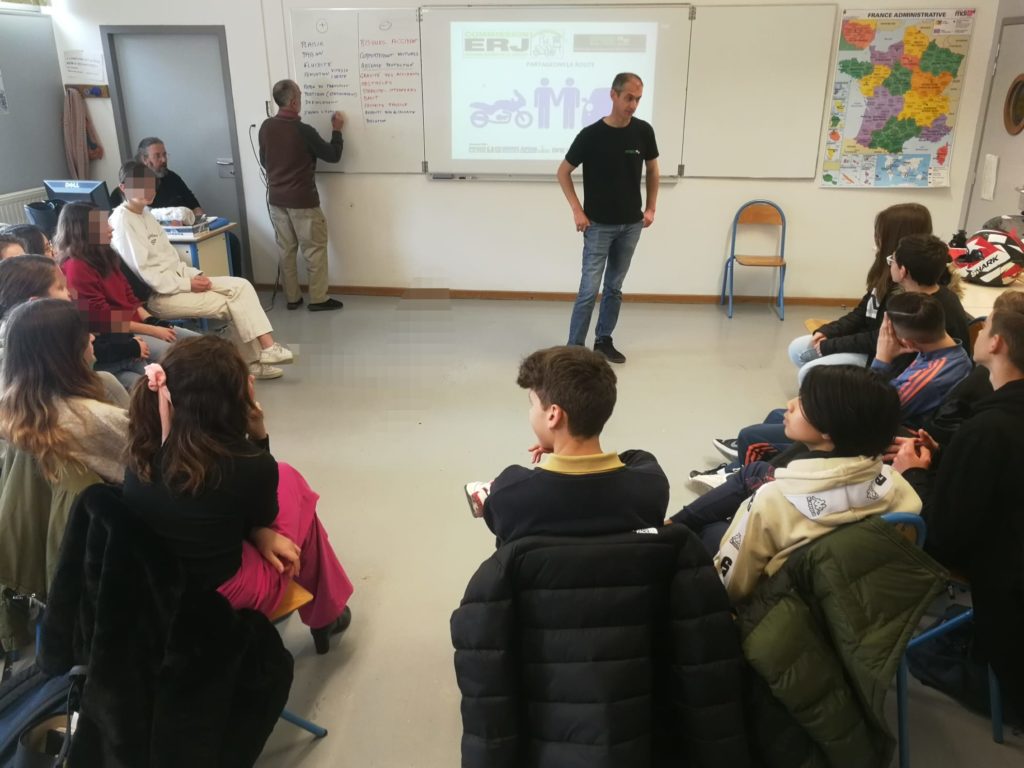 ERJ au collège de St PERAY 5 IMG 20230227 WA0001