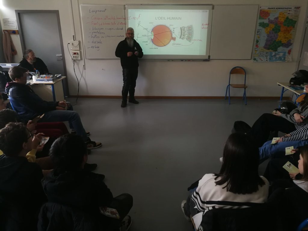 ERJ au collège de St PERAY 6 IMG 20230227 WA0002