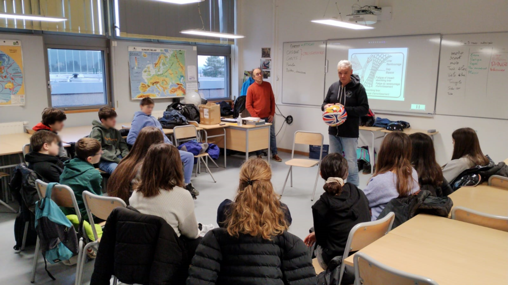 ERJ: sensibilisation au collège de St PERAY 1 erj St peray 2025.2